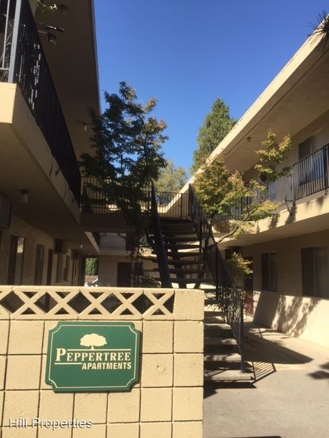 Foto principal - 890 E 9th St