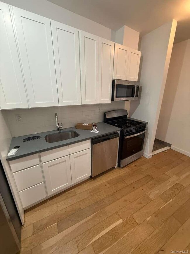 Building Photo - 2807 Third Ave