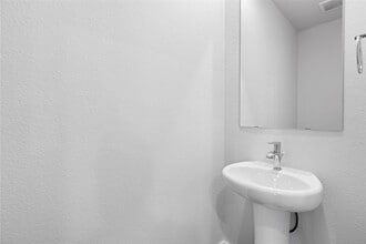Building Photo - 3035 Dovedale St