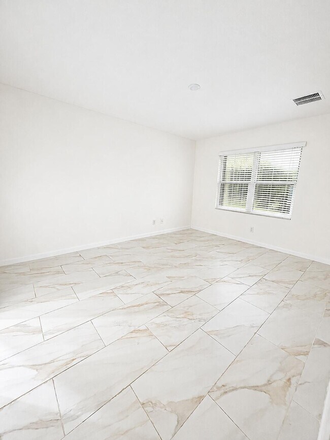 Foto del edificio - 9224 Potomac Dr