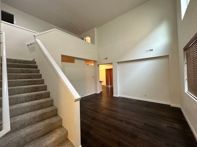 Foto del edificio - Silver Lake Area Rental