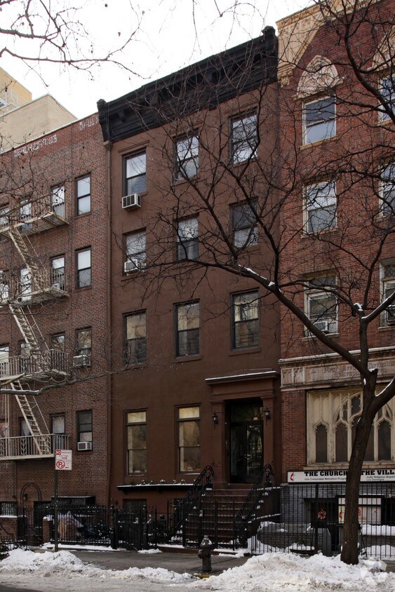 Primary Photo - 50 St Marks Pl