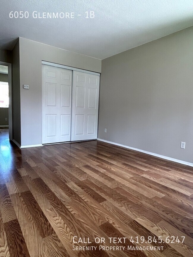 Foto del edificio - 6050 Glenmore-1B