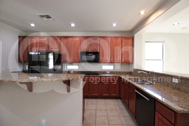 Building Photo - 22310 E Creekside Ct
