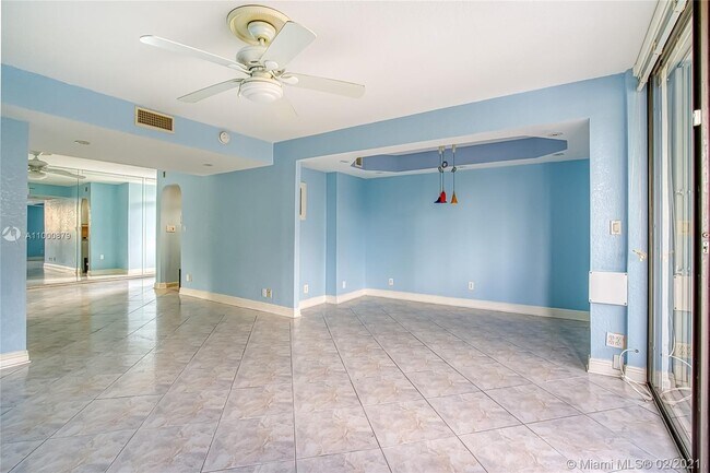 Foto del edificio - 3545 NE 166th St