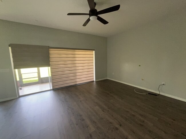 Building Photo - 3643 Weatherfield Dr
