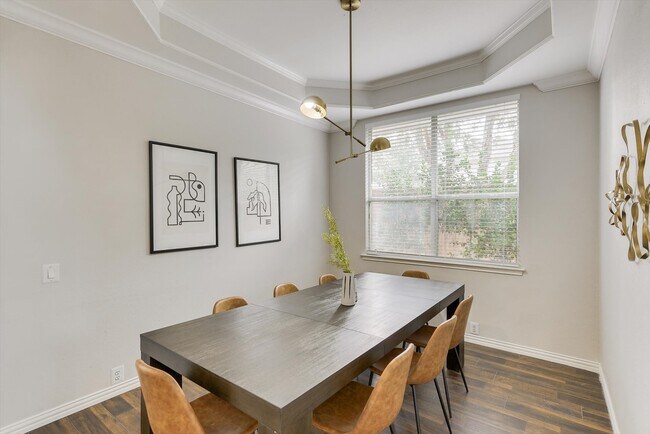 Foto del edificio - 2313 Kingsley Dr