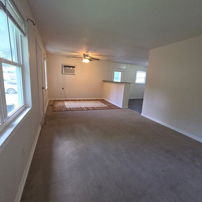 Foto del edificio - 806 McCampbell St