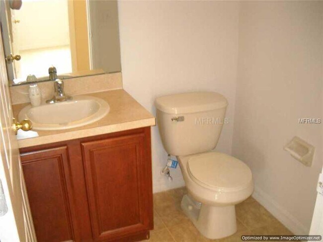 Building Photo - Beautiful House for Rent in Poinciana