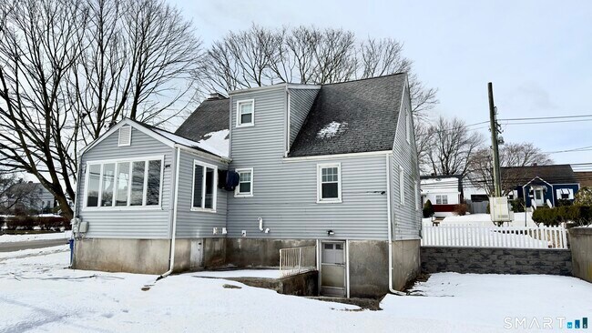Foto del edificio - 2346 Madison Ave