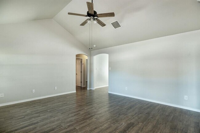 Foto del edificio - 109 Castleberry Ct