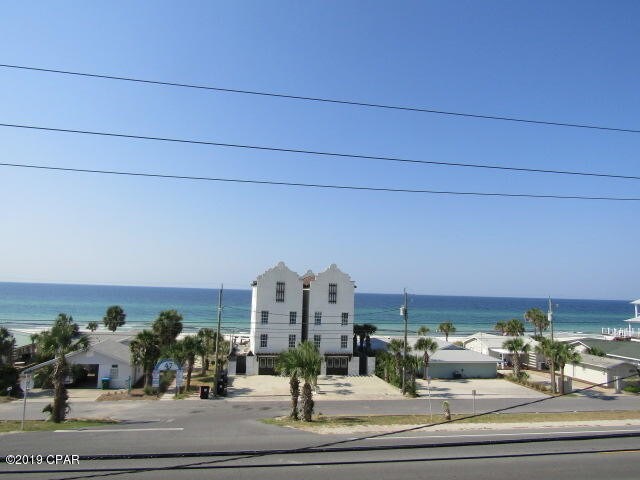 Building Photo - 13220 Front Beach Rd