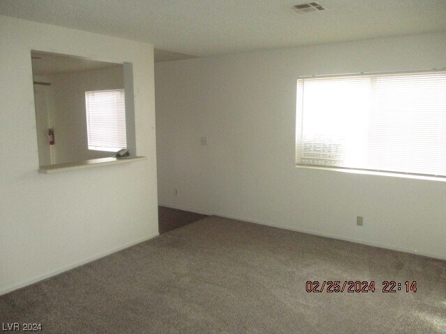 Foto del edificio - 5171 W Pioneer Ave