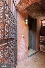 Building Photo - 1330 Vermont Ave NW