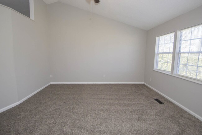 Building Photo - 308 Pebble Creek Ct
