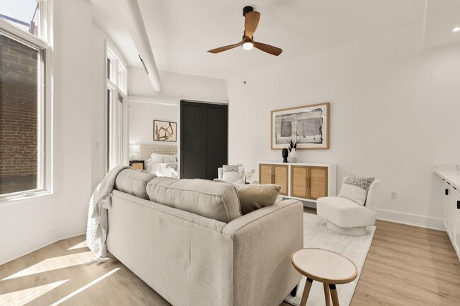 Photo - 1700 Kalorama Rd NW House