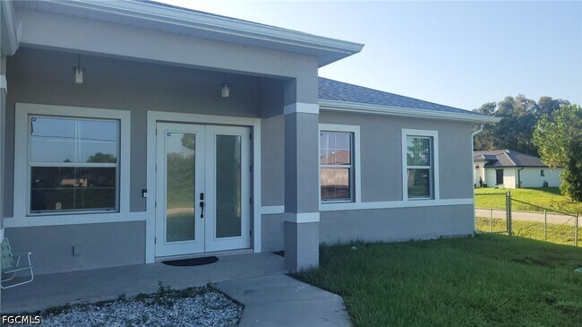 Foto del edificio - 653 Foxchase Dr