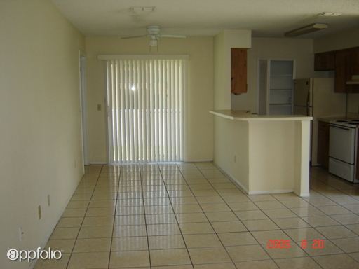 Building Photo - 1703 Bentley Blvd