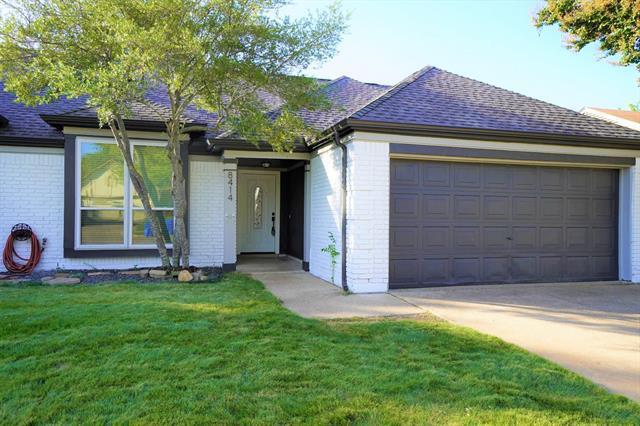 Foto del edificio - 8414 Liberty Ln