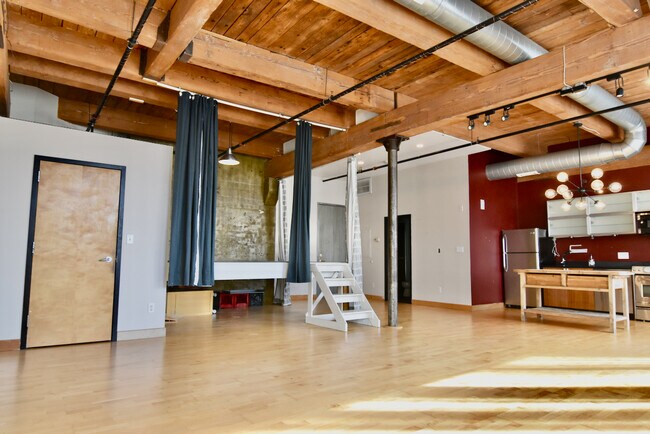 Building Photo - 950 Dorchester Ave