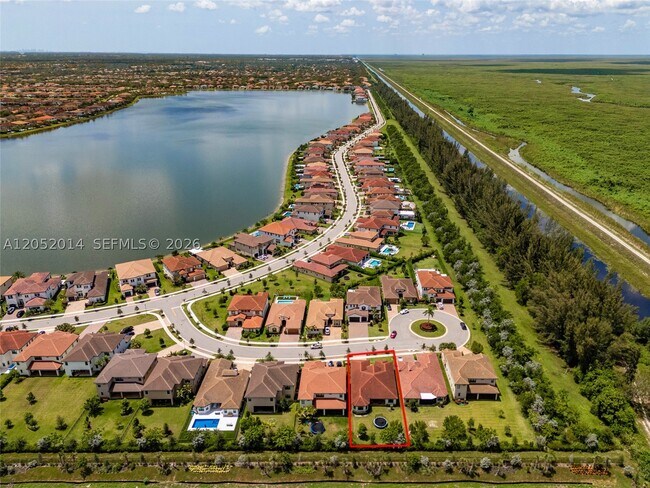 Building Photo - 12835 Bayside Ct