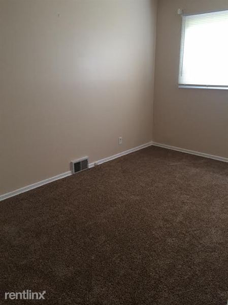 Building Photo - 2721 Ackley Ave