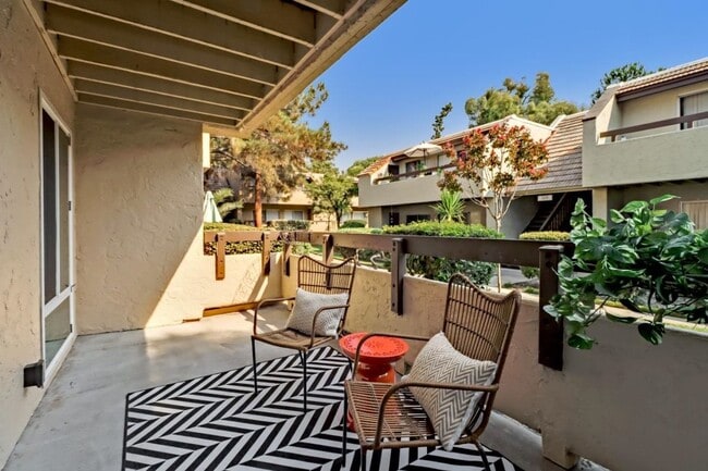 Building Photo - 307 Tradewinds Dr