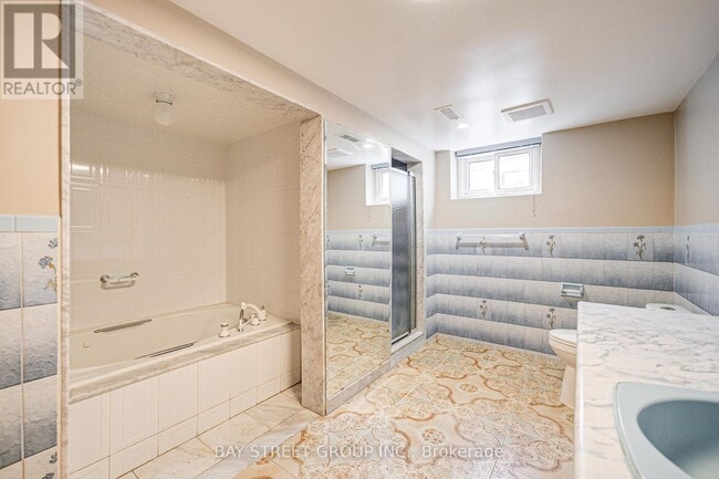 Building Photo - 38 Leafield Dr