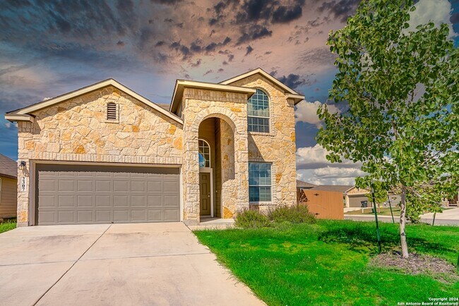 Foto del edificio - 2307 Clover Ridge