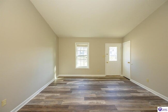 Foto del edificio - 243 S Airview Dr