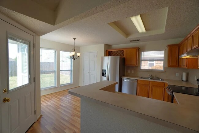 Foto del edificio - 137 Magnolia Ln