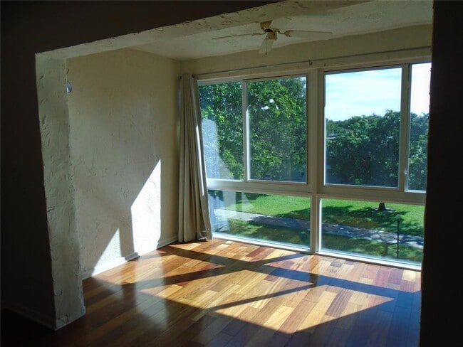 Building Photo - 608 SW Natura Blvd