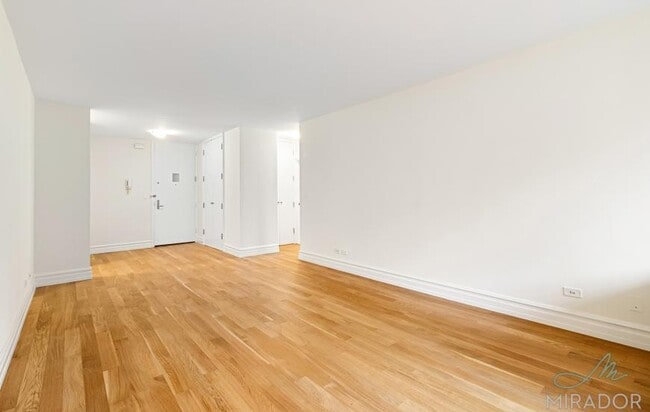 Building Photo - 2 bedroom in New York NY 10023