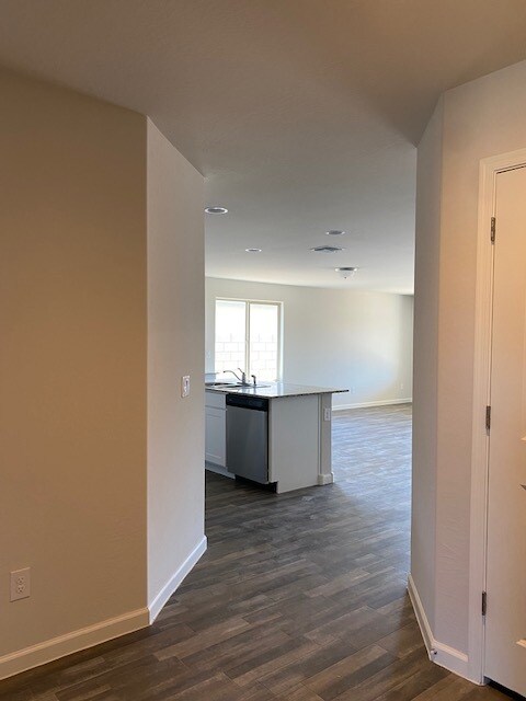 Foto del edificio - 797 S Silvercreek Ln