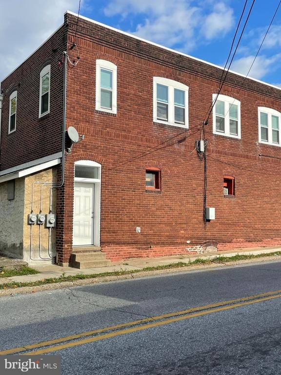 Building Photo - 7701 Park Ave