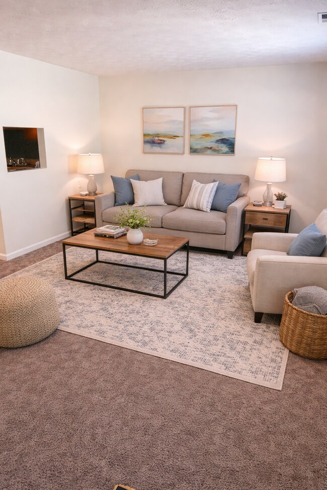 Foto del edificio - 1945 Padgett Dr