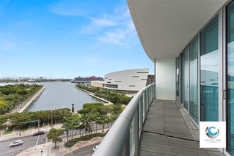 Building Photo - 888 Biscayne Blvd