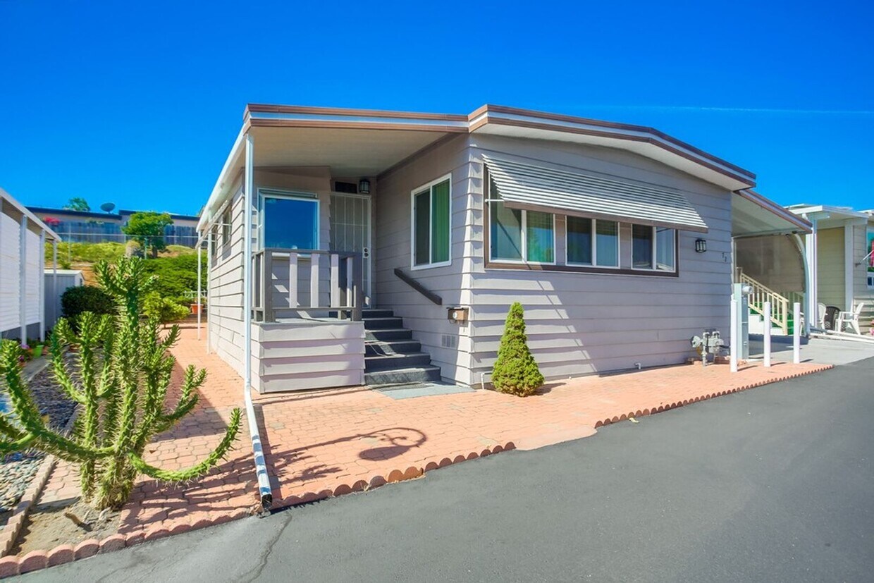 Primary Photo - 55+ Mobile Home Community, 2 Bedroom + Sun...
