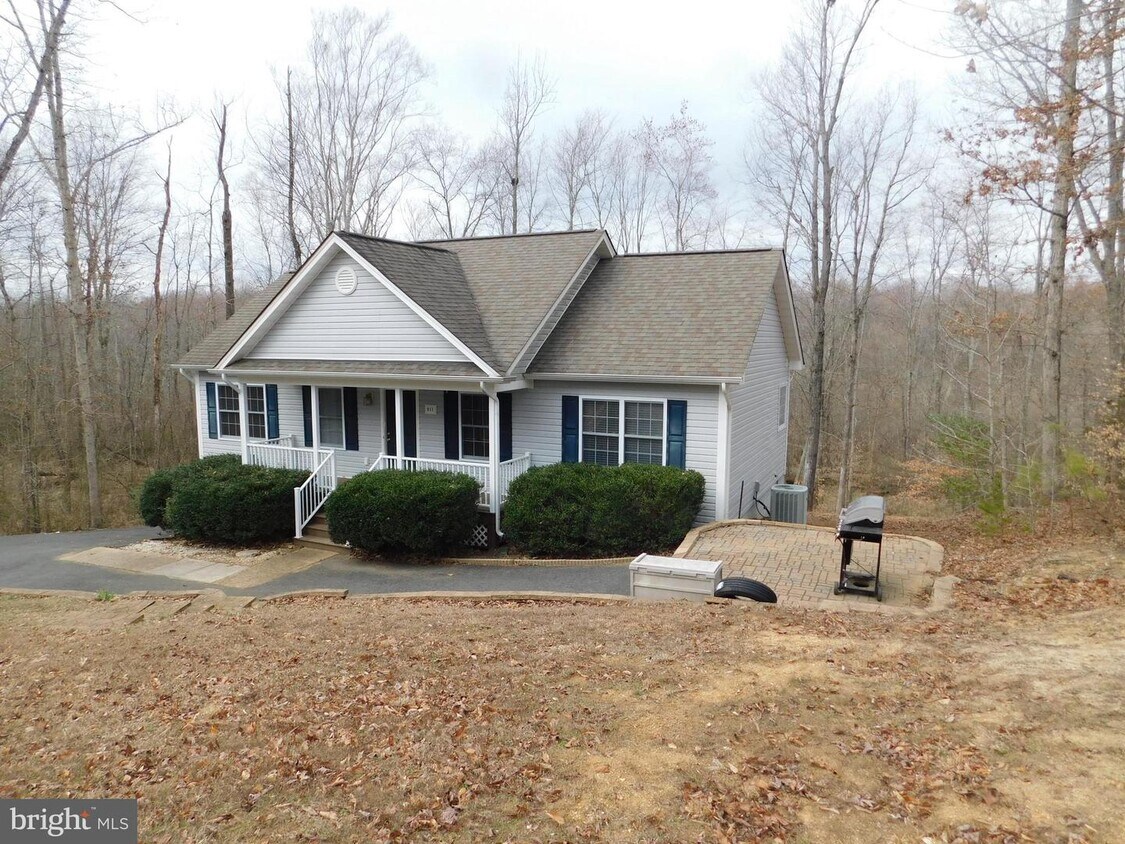 811 Campers Ln, Ruther Glen, VA 22546 House Rental in Ruther Glen, VA