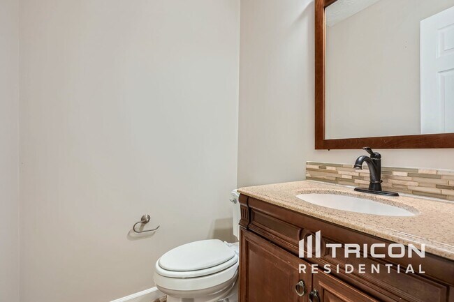 Foto del edificio - 305 Woodsong Dr