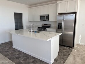 Building Photo - 1492 Marsh Bird St Building Photo - 1492 Marsh Bird St