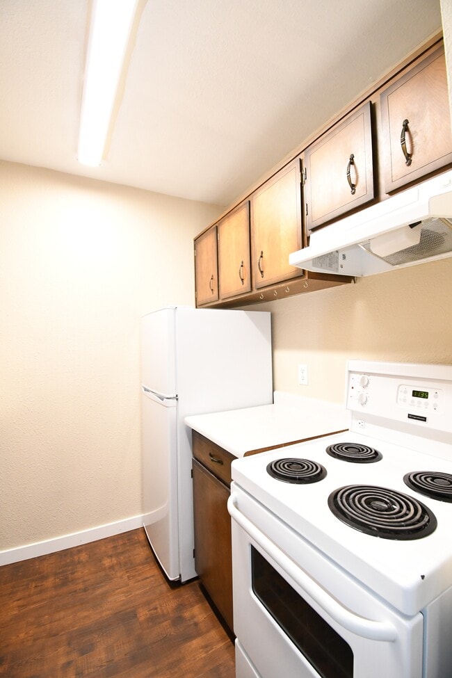 Building Photo - 4280 Quentin Ave