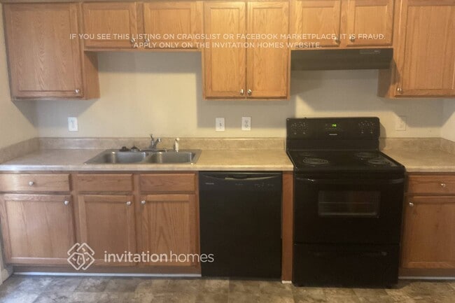 Building Photo - 3973 Cress Way Run