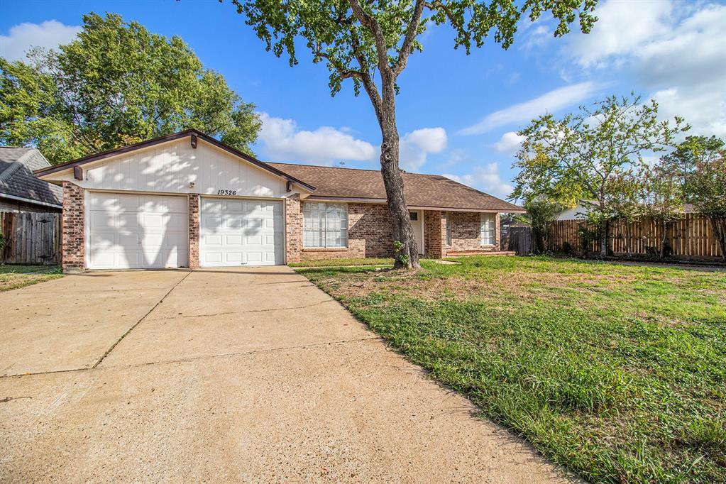 19326 Long Lake Dr, Houston, TX 77084 House Rental in Houston, TX