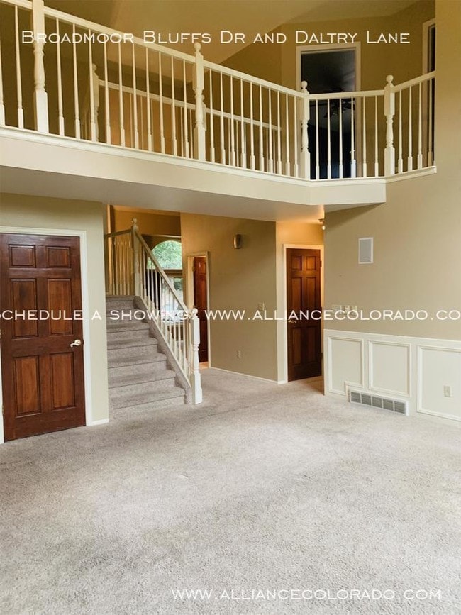 Building Photo - 7 bedroom in Colorado Springs CO 80906