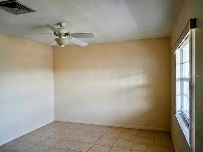 Building Photo - 4744 Azalea Dr