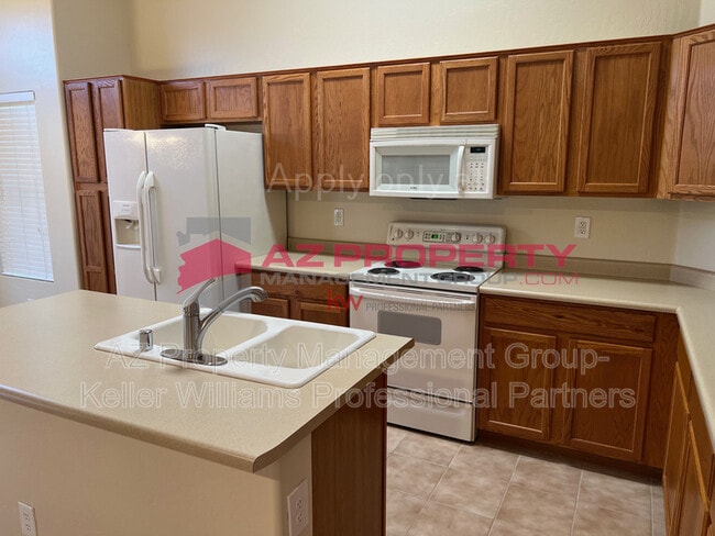Building Photo - 13718 W Berridge Ln