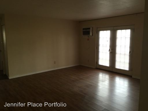Primary Photo - 1748 Jennifer Rd