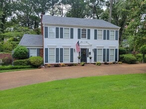 Building Photo - 2151 Kirby Pkwy