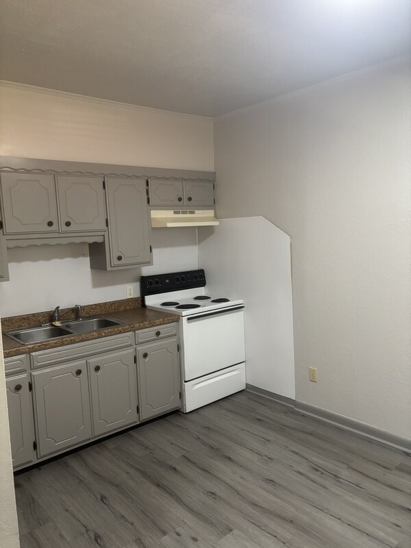 Foto del edificio - 411 E Beech St